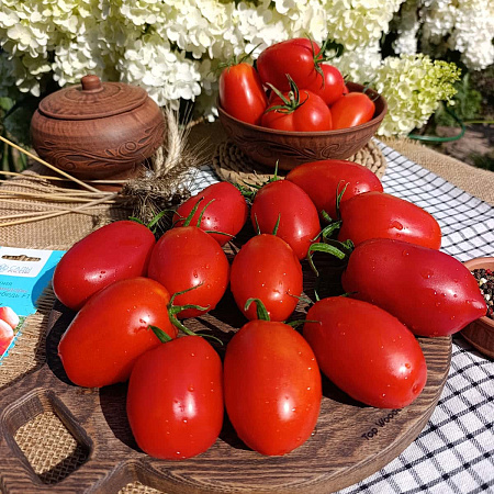 Фото Помидор Царевна Лебедь F1